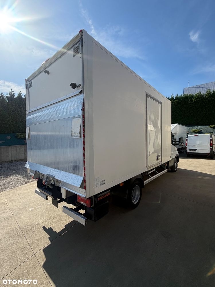 Iveco Daily 35C14 Kontener 8 Palet z windą 750 kg - 3