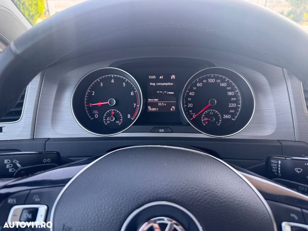 Volkswagen Golf - 14