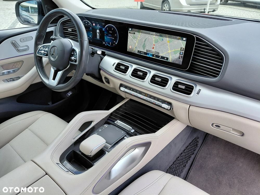 Mercedes-Benz GLE 300 d 4Matic 9G-TRONIC AMG Line - 21