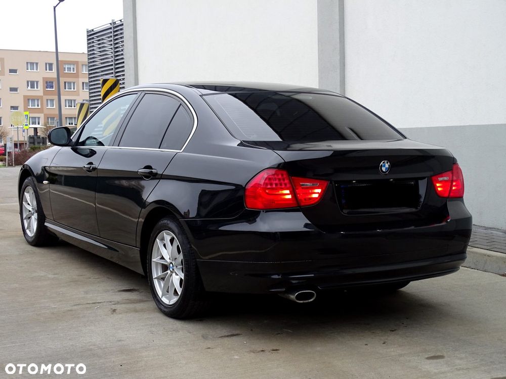 BMW Seria 3 316d - 8