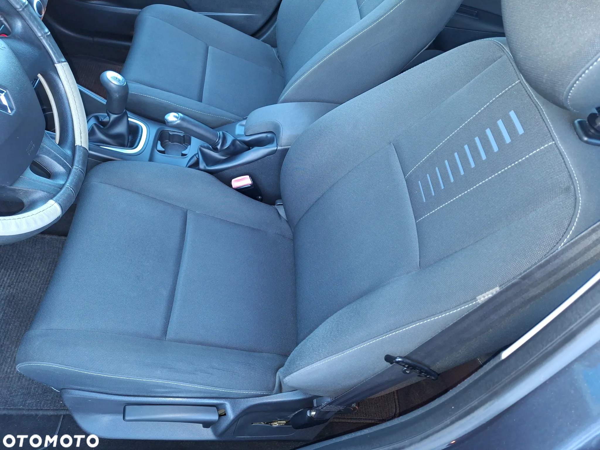 Renault Megane 1.6 16V 100 Paris - 17