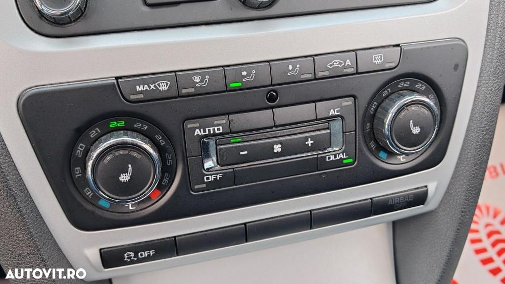 Skoda Octavia 2.0 TDI DPF 4x4 DSG Ambition - 14