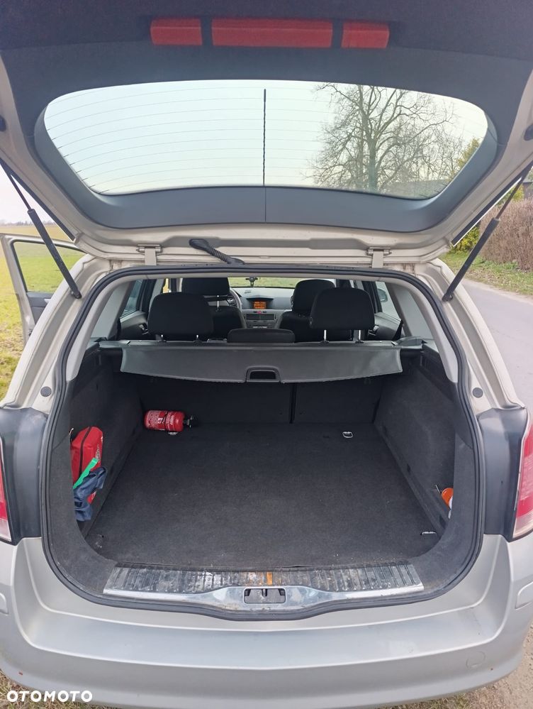 Opel Astra 1.6 Edition - 19