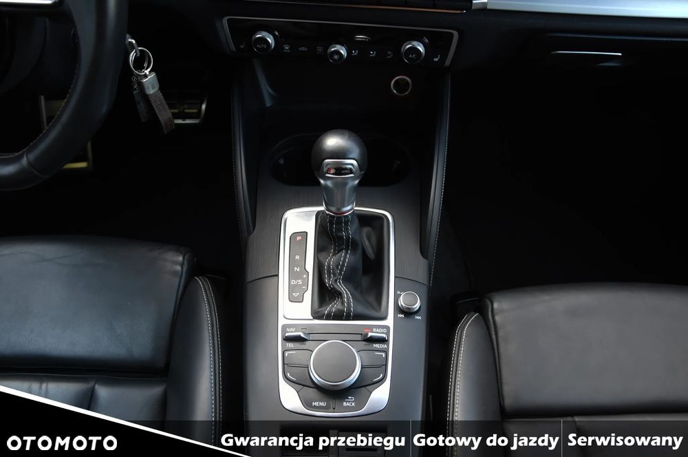 Audi S3 S tronic - 16