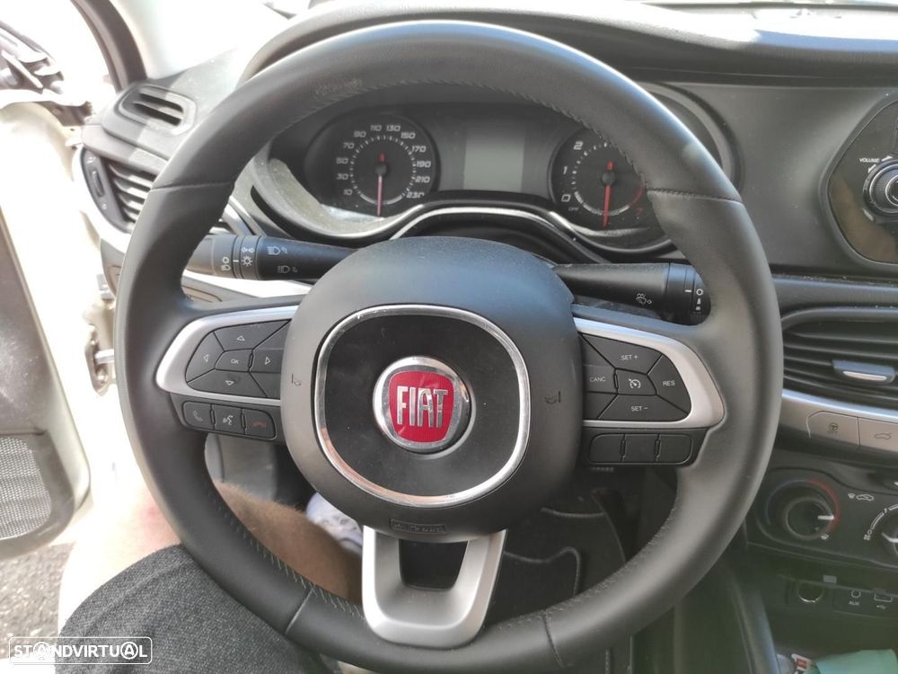 VOLANTE FIAT II TIPO 356 BERLINA - 1