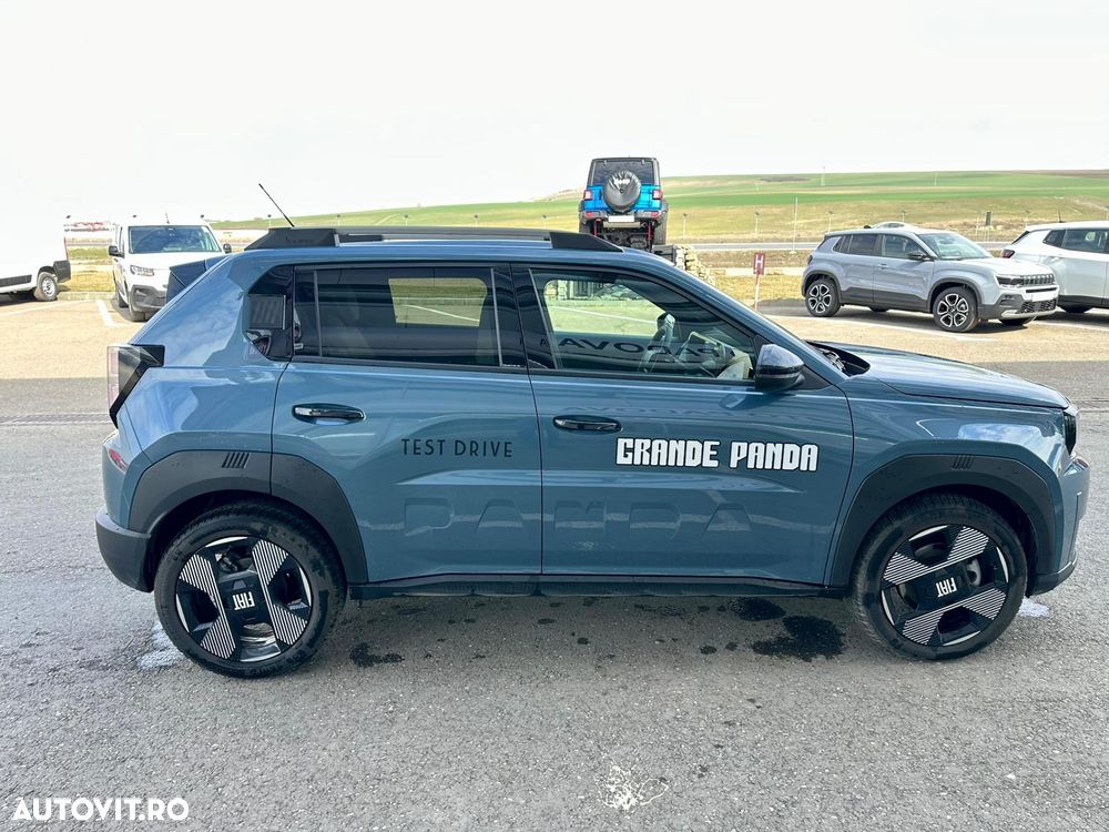 Fiat Grande Panda 1.2 MHEV La Prima - 4