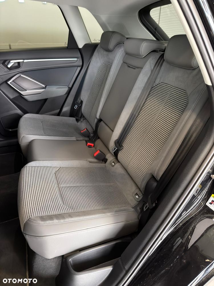 Audi Q3 40 TFSI Quattro S-Line S tronic - 14