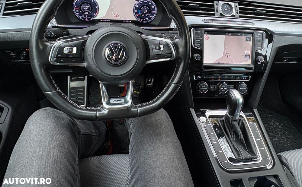 Volkswagen Passat - 18