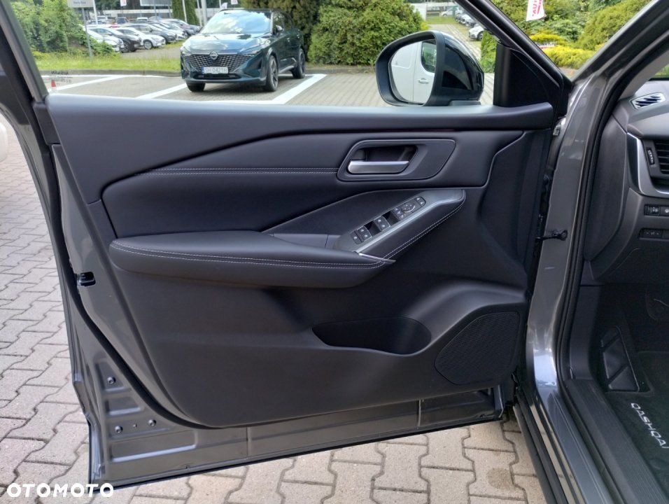 Nissan Qashqai - 10