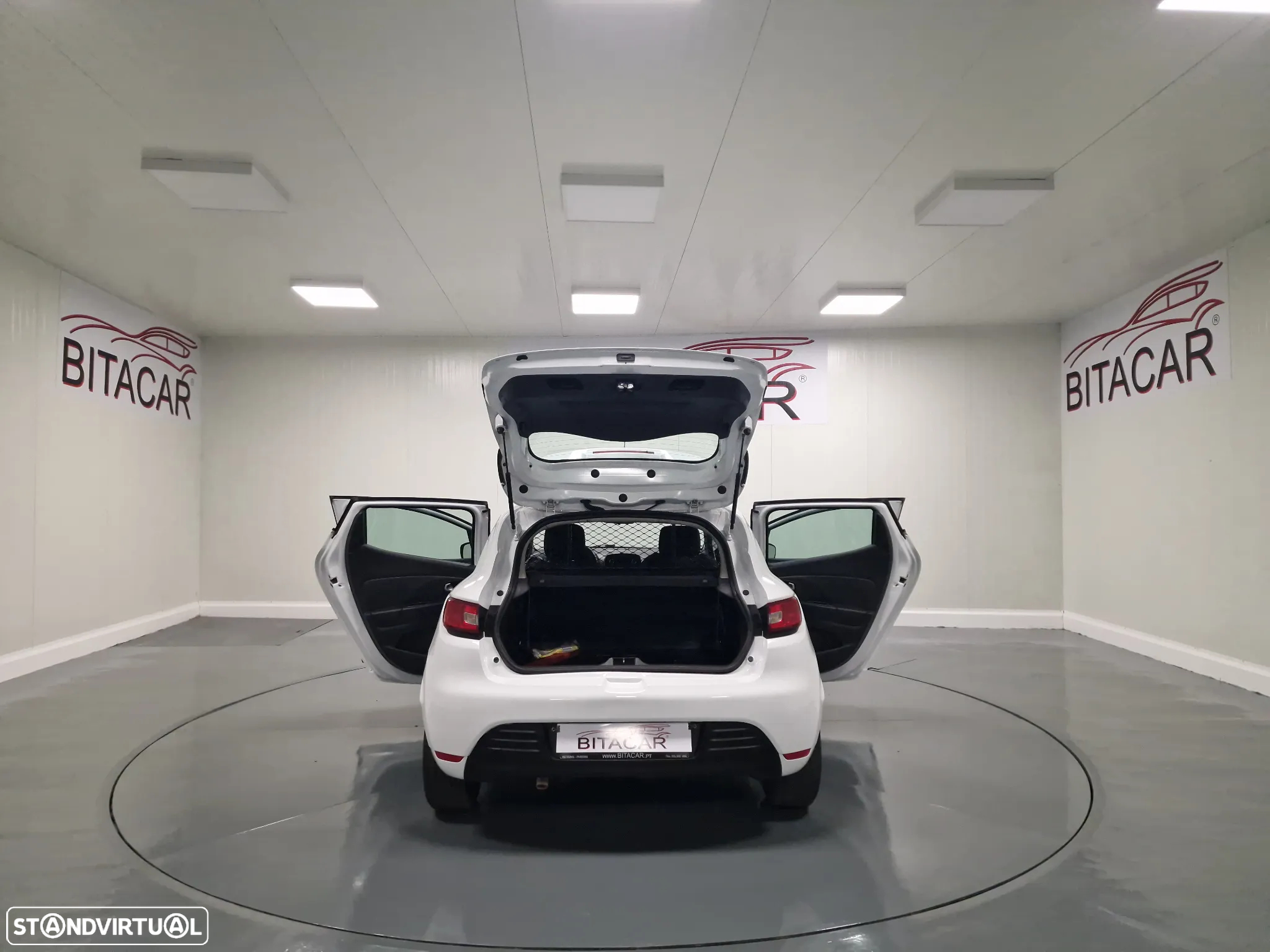 Renault CLIO SOCIETE 1.5 DCI ZEN IVA DEDUTIVEL - 31