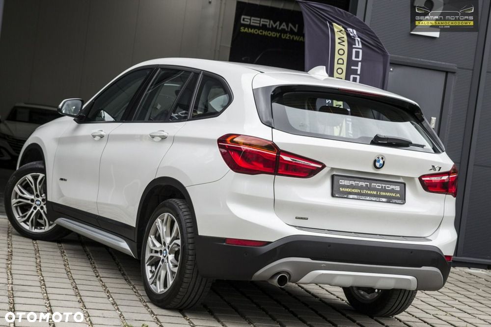 BMW X1 xDrive18d xLine - 8