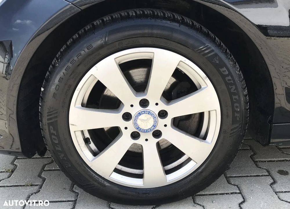 Mercedes-Benz C 220 CDI DPF (BlueEFFICIENCY) 7G-TRONIC - 41