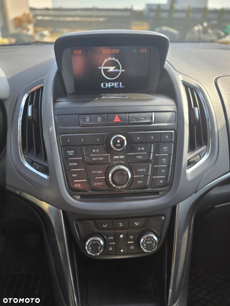 Opel Zafira Tourer 2.0 CDTI Edition - 10