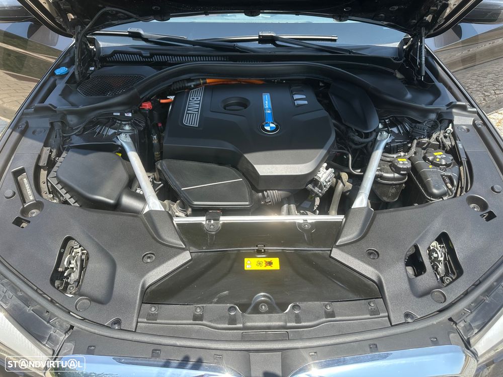 BMW 530 e Line Luxury - 19