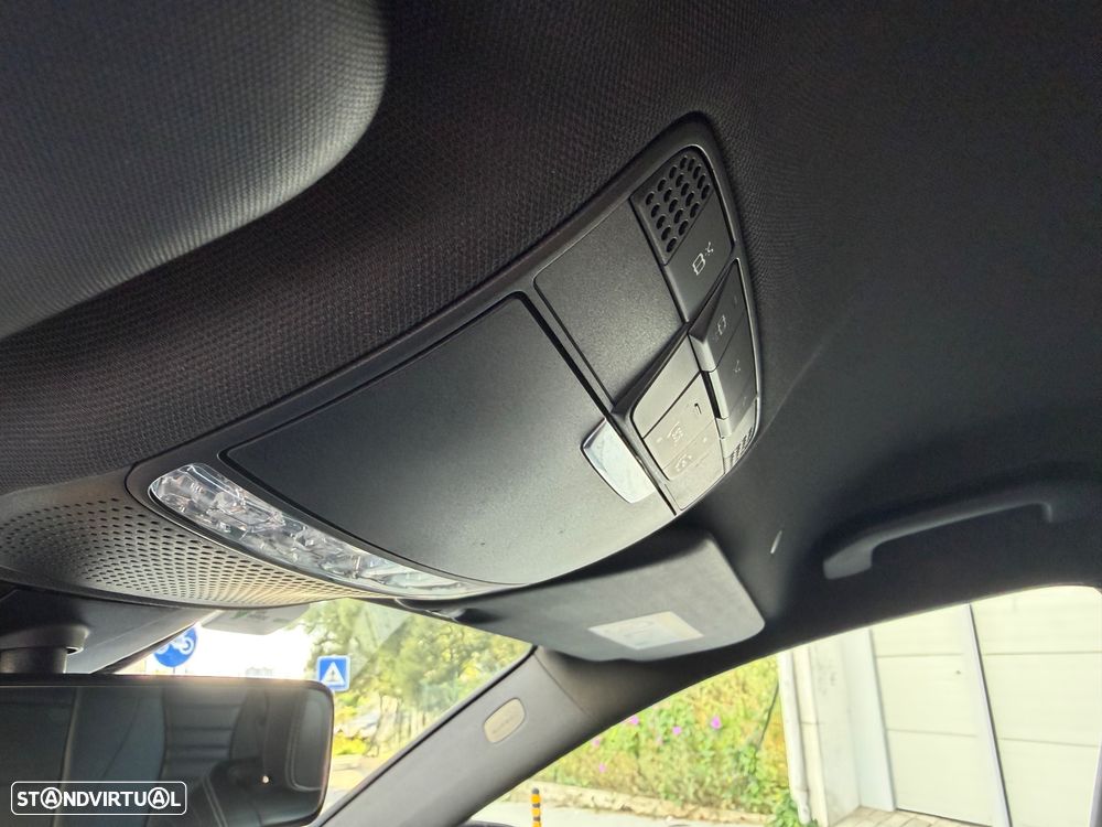 Mercedes-Benz E 300 Bluetec Hybrid Avantgarde - 21