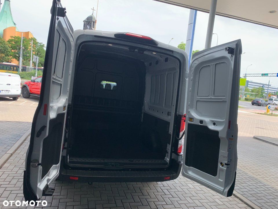 Ford Transit - 7