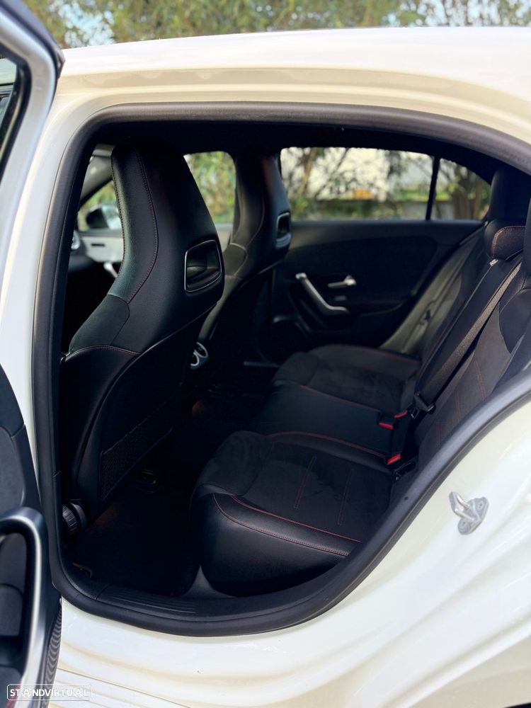 Mercedes-Benz A 160 AMG Line - 2