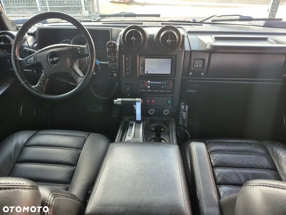 Hummer H2 6.0 V8 - 13