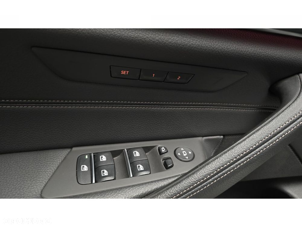 BMW Seria 5 - 29