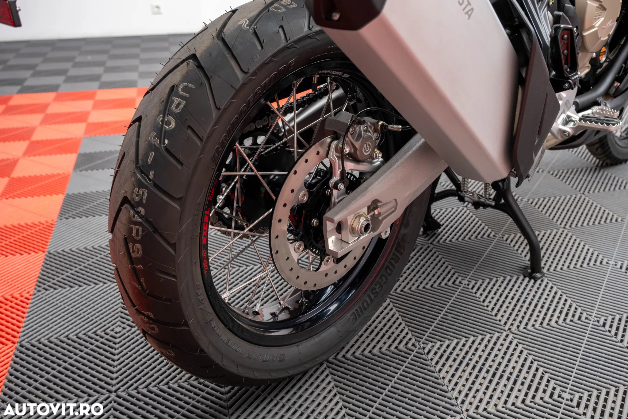 MV AGUSTA Enduro Veloce EAS - 22