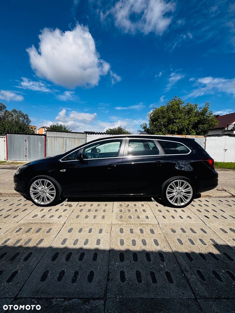 Opel Astra 1.7 CDTI Cosmo - 2