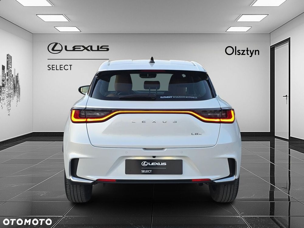 Lexus LBX 1.5 Hybrid Relax AWD - 6
