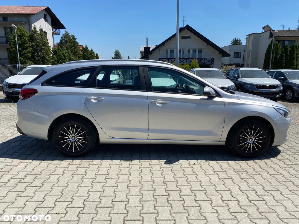 Hyundai i30 1.4 Comfort - 6