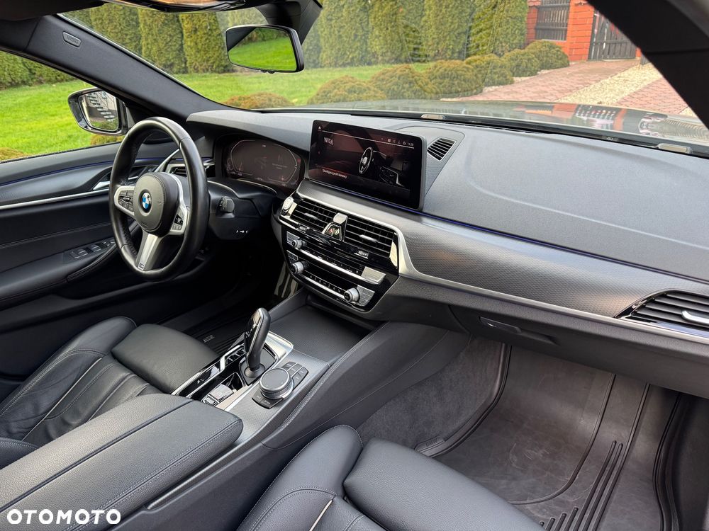 BMW Seria 5 530d xDrive mHEV M Sport sport - 13