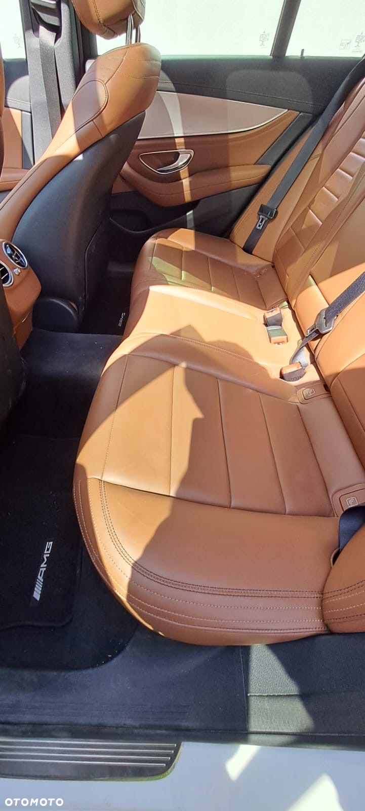 Mercedes-Benz Klasa E 220 d 4-Matic 9G-TRONIC - 12