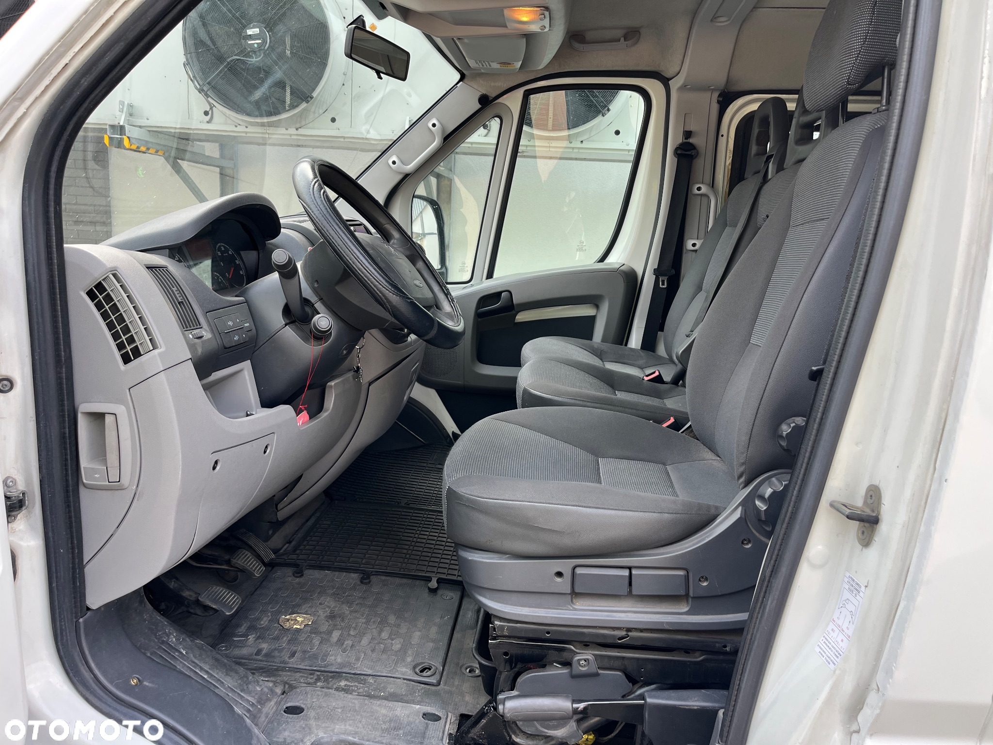 Peugeot Boxer 330 HDi - 9