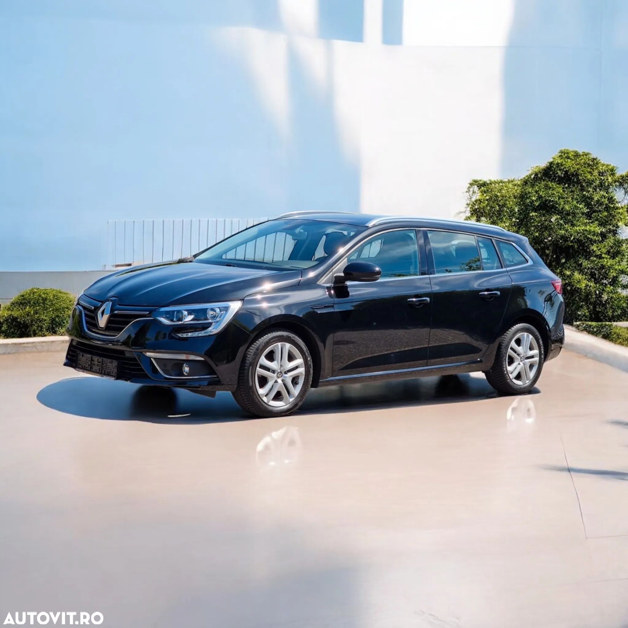 Renault Megane BLUE dCi EDC Limited - 1