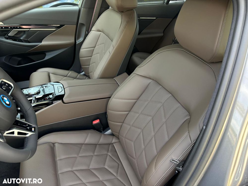 BMW Seria 5 530e xDrive Aut. - 15