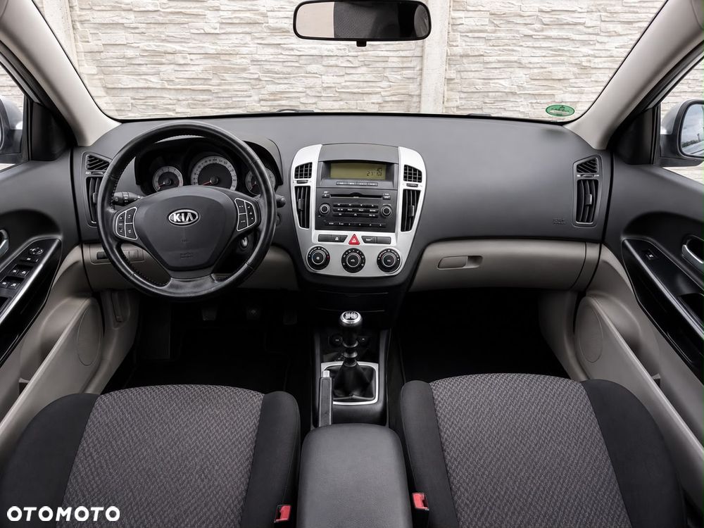 Kia Ceed 1.4 CVVT LX - 5