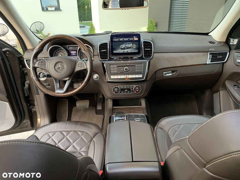 Mercedes-Benz GLS 500 4Matic 9G-TRONIC AMG Line - 10