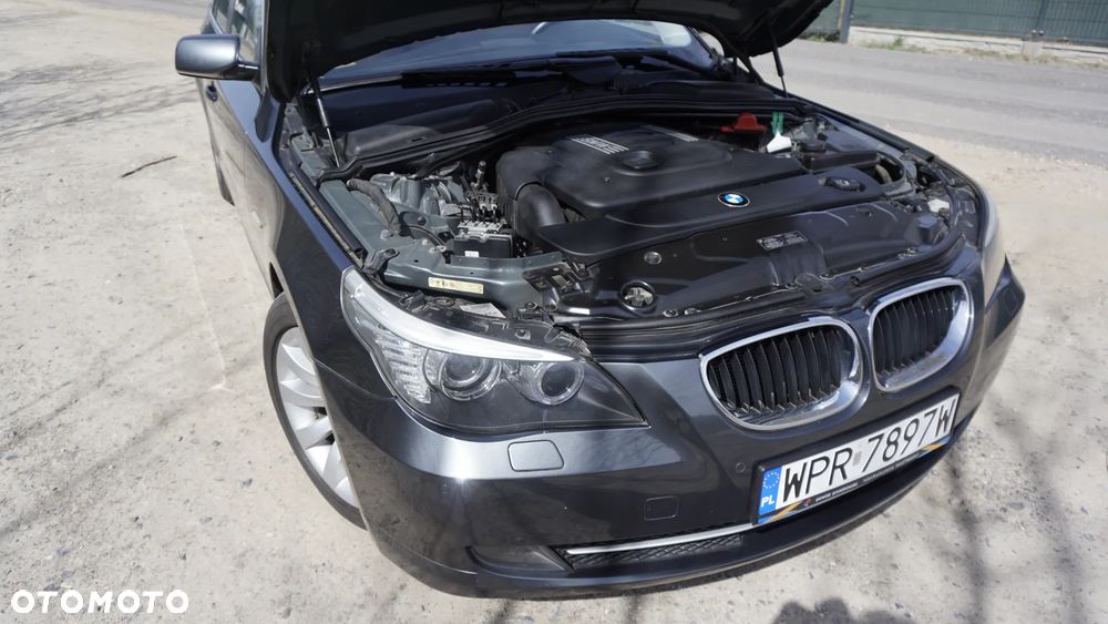 BMW Seria 5 520d - 9