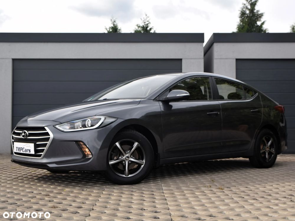 Hyundai Elantra 1.6 Classic Plus - 10
