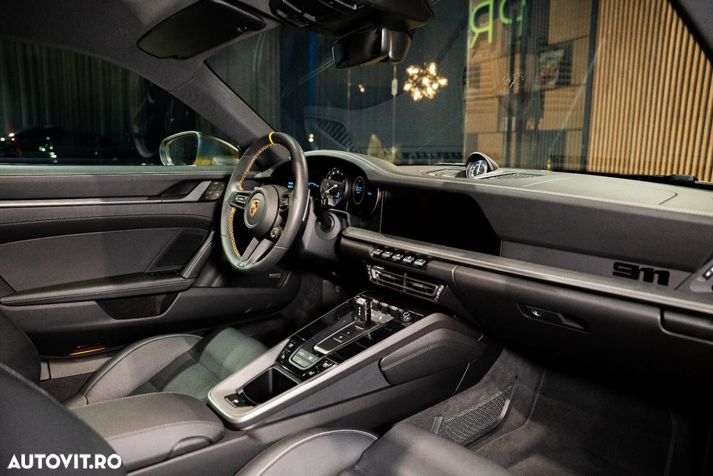 Porsche 911 4S PDK - 22