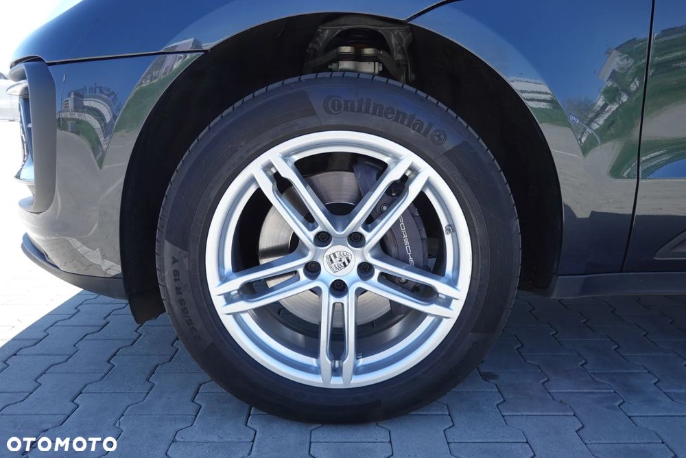 Porsche Macan Standard - 15