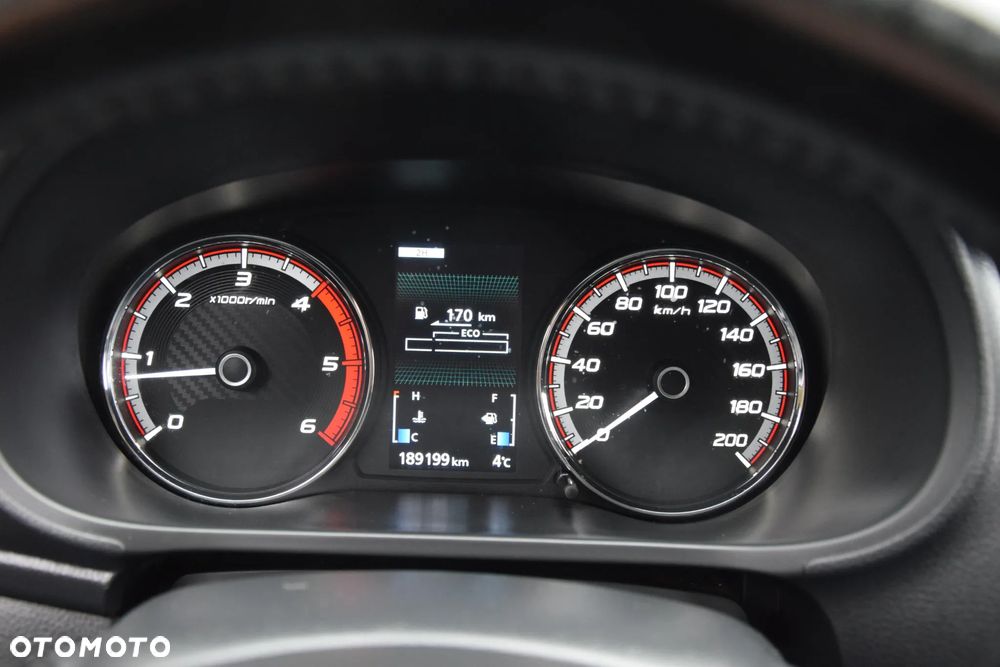 Mitsubishi L200 2.2 d DC Intense - 18