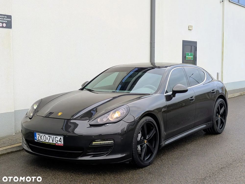 Porsche Panamera 4S PDK - 1