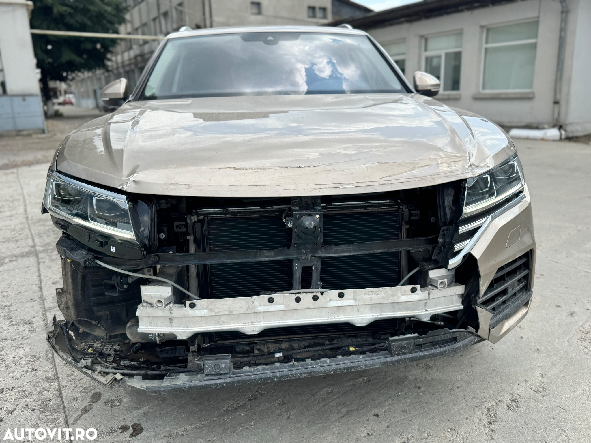 Volkswagen Touareg V6 TDI Style - 2