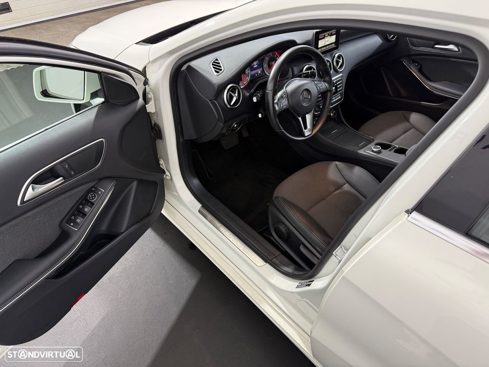 Mercedes-Benz A 180 d Urban Aut. - 11