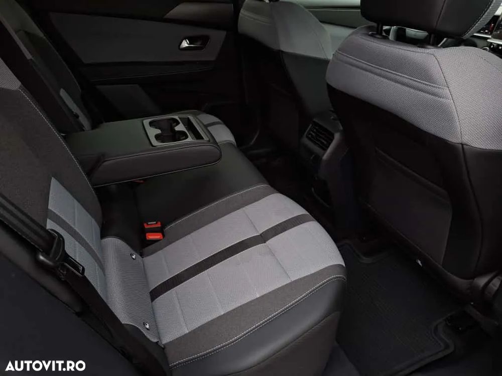 Opel Grandland 1.2 Turbo eDCT6 MHEV GS - 11