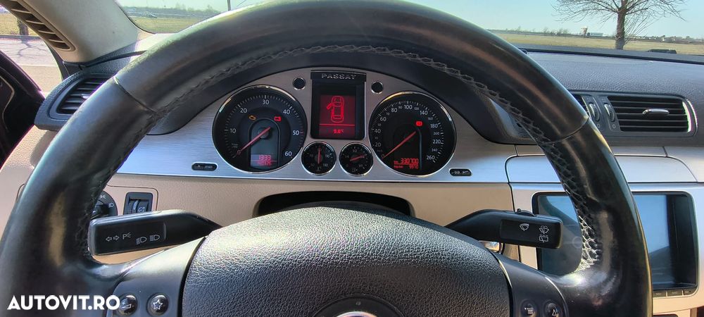 Volkswagen Passat 2.0 TDI Highline DPF - 4