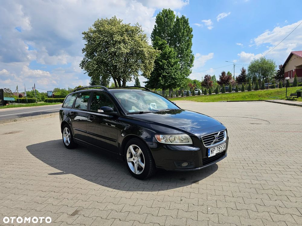 Volvo V50 2.0D Momentum - 1