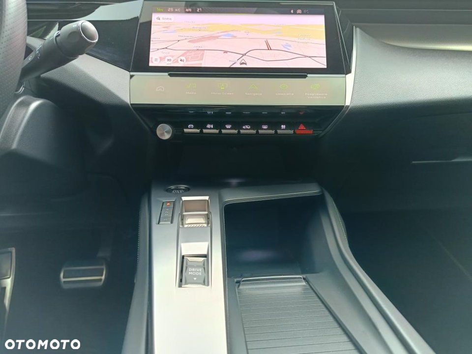 Peugeot 408 - 16