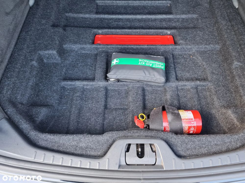 Volvo V60 D3 Summum - 19