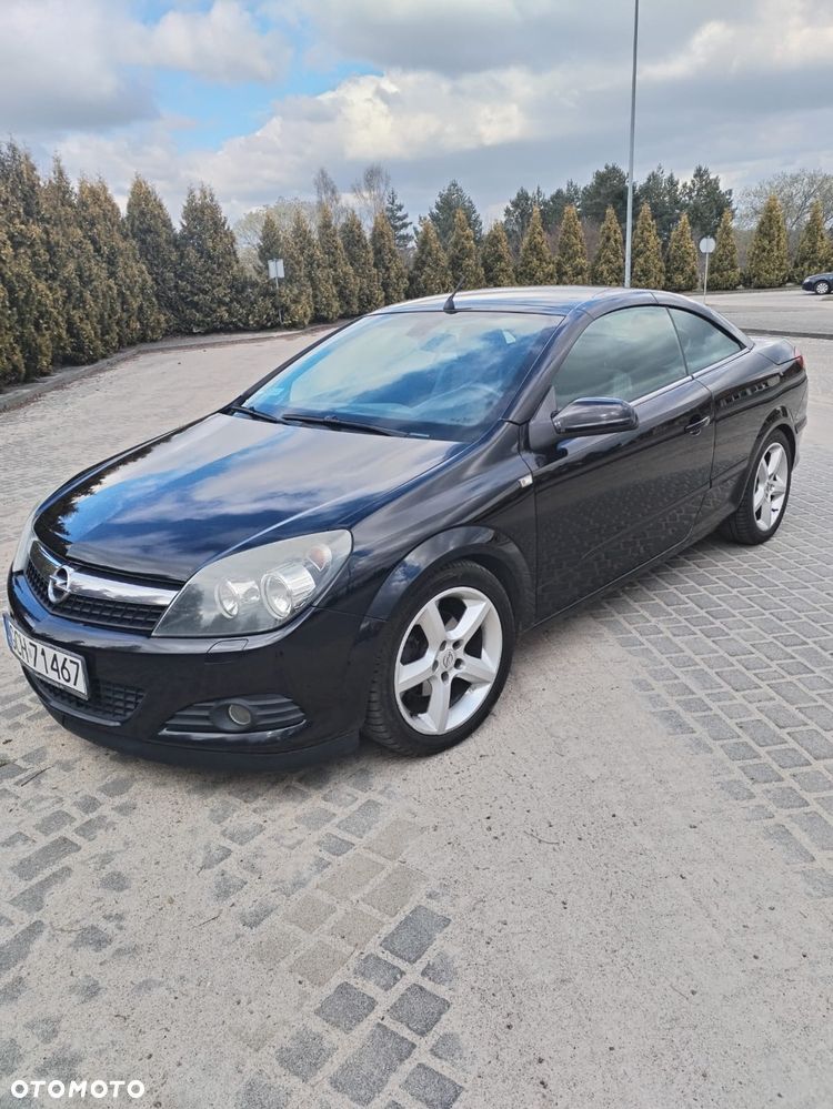 Opel Astra 1.8 Sport - 1