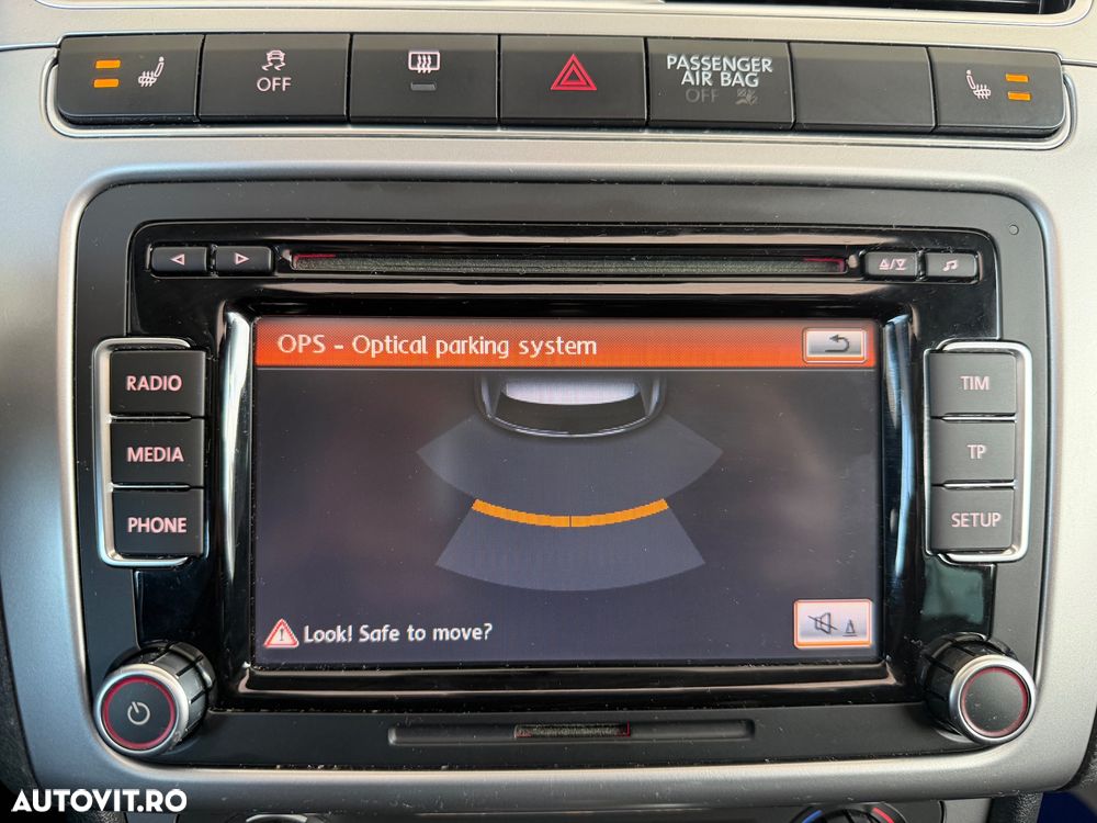 Volkswagen Polo 1.6 TDI DSG Life - 24