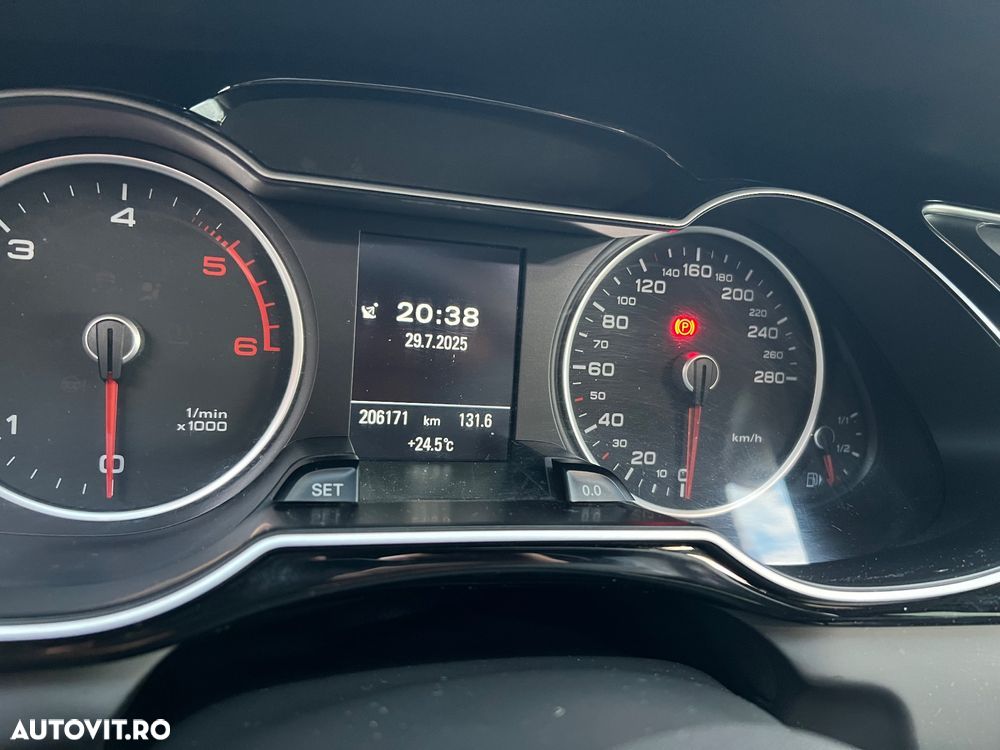 Audi A4 2.0 TDI DPF clean diesel quattro S tronic S line Sportpaket - 11